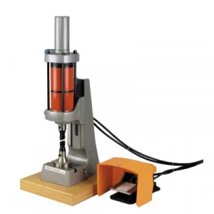 Pneumatische Gussabschneideschere