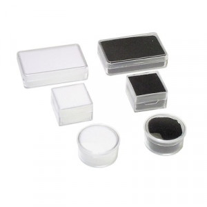 Boxes with foamed inserts